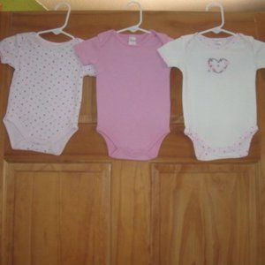 5/$30 Girls BabyGear Short Sleeve Bodysuit Bundle